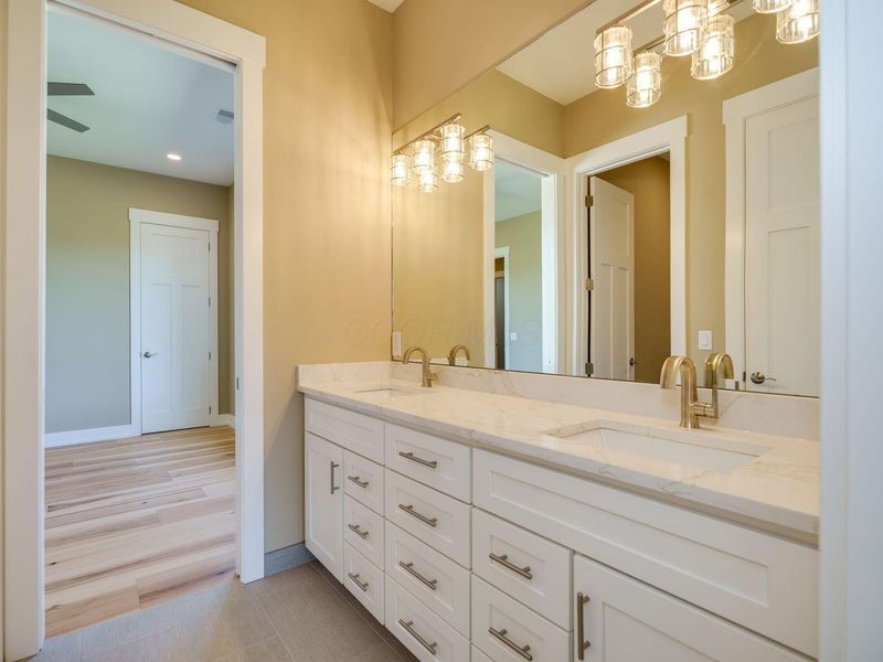 9882 Saddle Creek Trail , Centerville, OH 45458 Photo 22