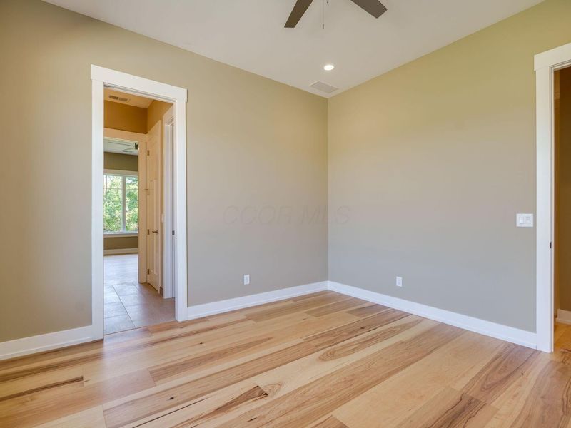 9882 Saddle Creek Trail , Centerville, OH 45458 Photo 24
