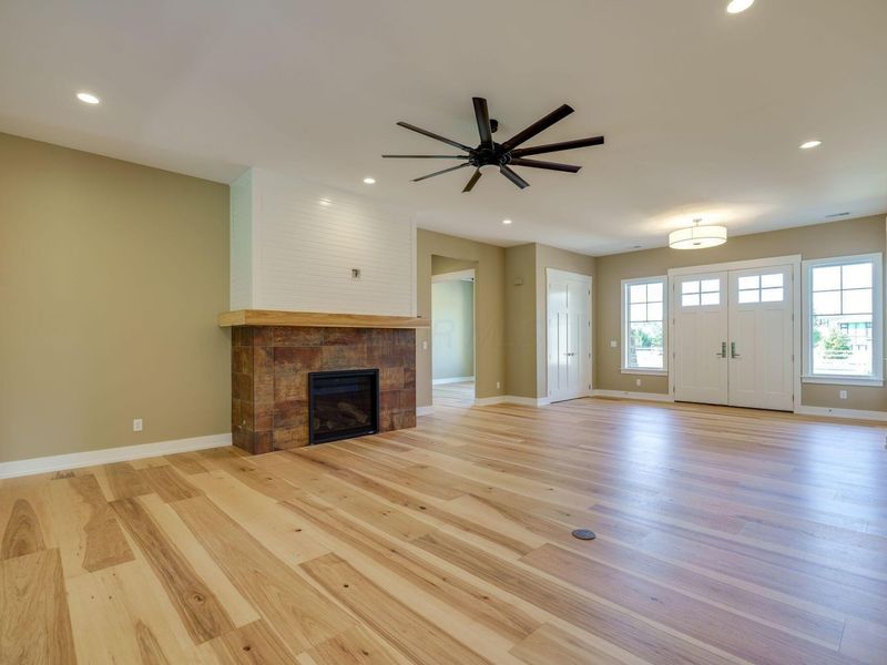 9882 Saddle Creek Trail , Centerville, OH 45458 Photo 9