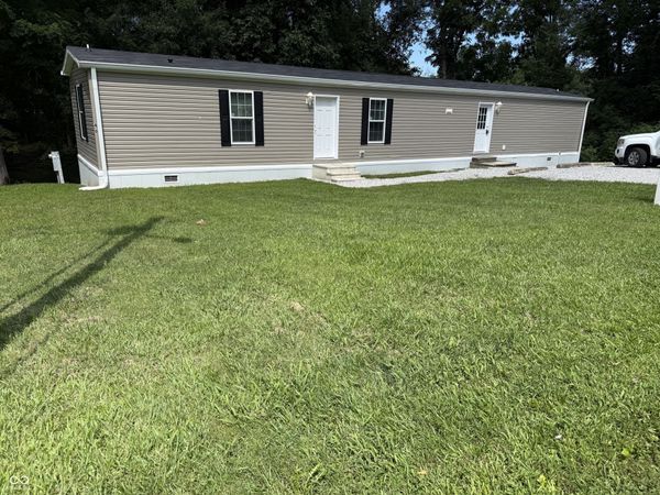 40 Lazy River Road, Cloverdale, IN 46120