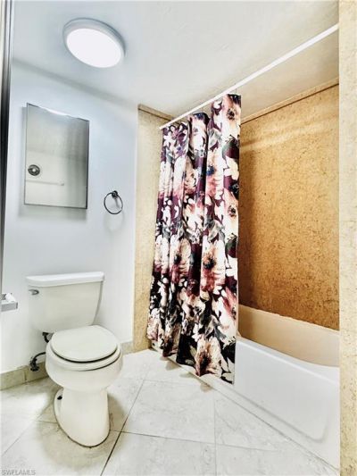 826 Wiggins Pass Rd, Unit 302, Naples, FL 34110 Photo