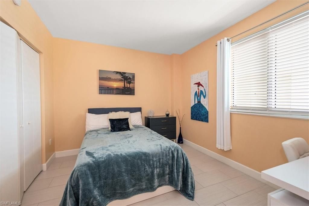 3000 Oasis Grand Blvd, Unit 2205, Fort Myers, FL 33916 Photo