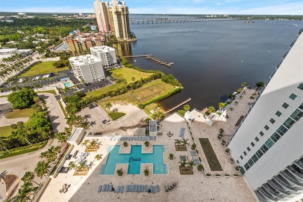 3000 Oasis Grand Blvd, Unit 2205, Fort Myers, FL 33916 Photo