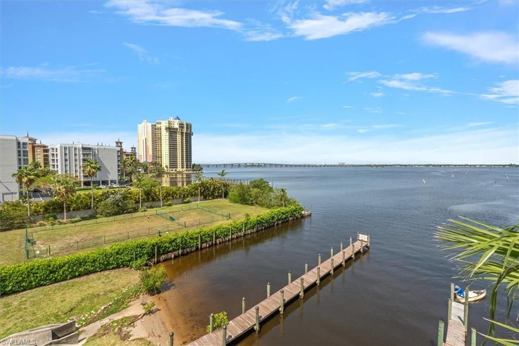 3000 Oasis Grand Blvd, Unit 2205, Fort Myers, FL 33916 Photo