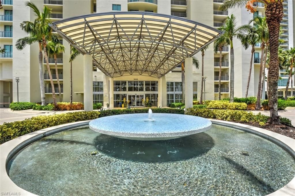 3000 Oasis Grand Blvd, Unit 2205, Fort Myers, FL 33916 Photo