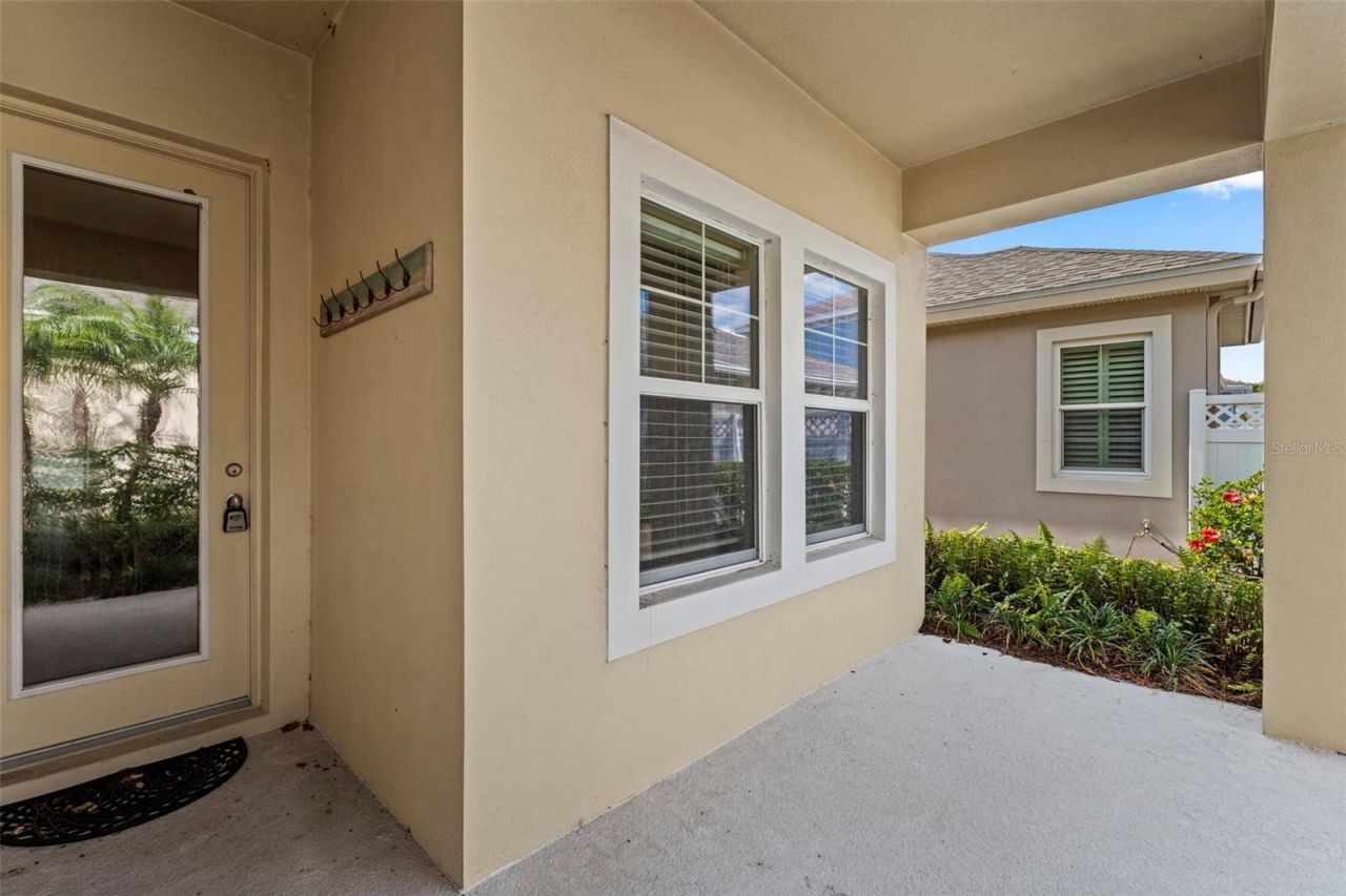514 Winterside Drive, Apollo Beach, FL 33572 Photo