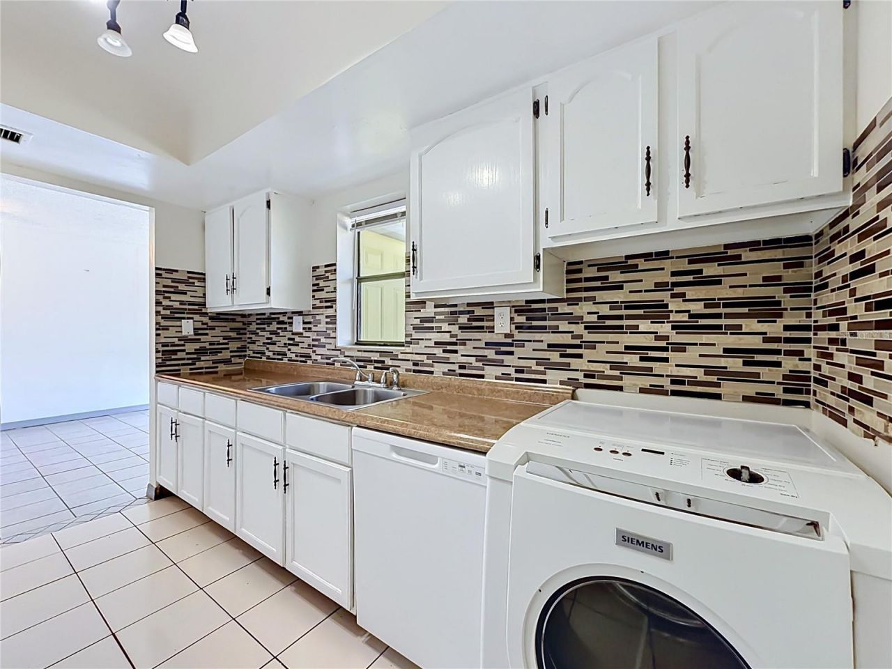 2636 Lemon Tree Lane, Orlando, FL 32839 Photo