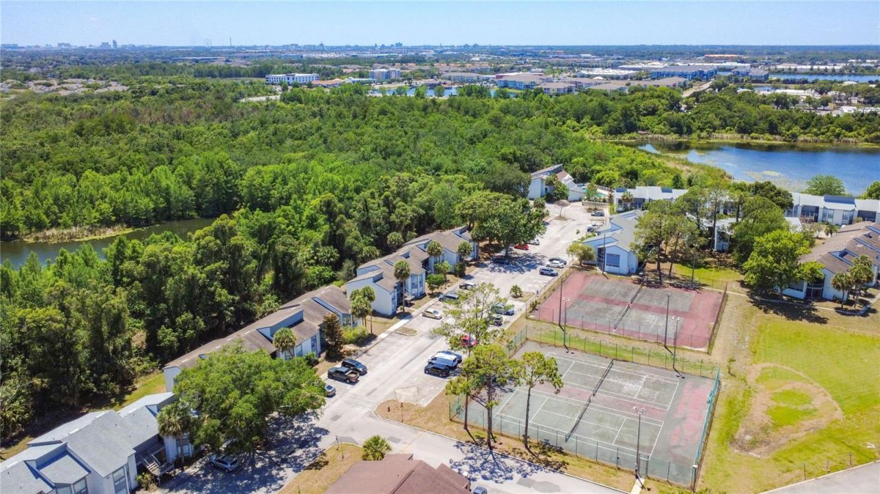 2636 Lemon Tree Lane, Orlando, FL 32839 Photo