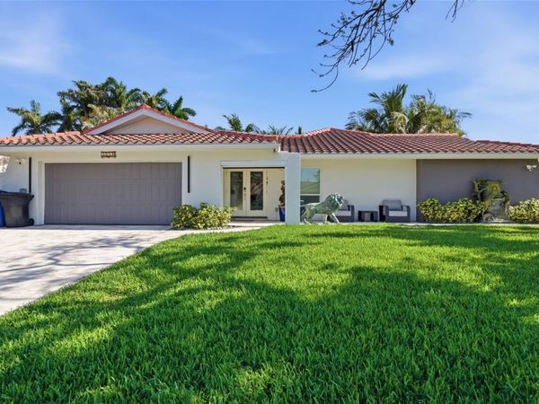 3874 48TH AVENUE S, ST PETERSBURG, FL 33711