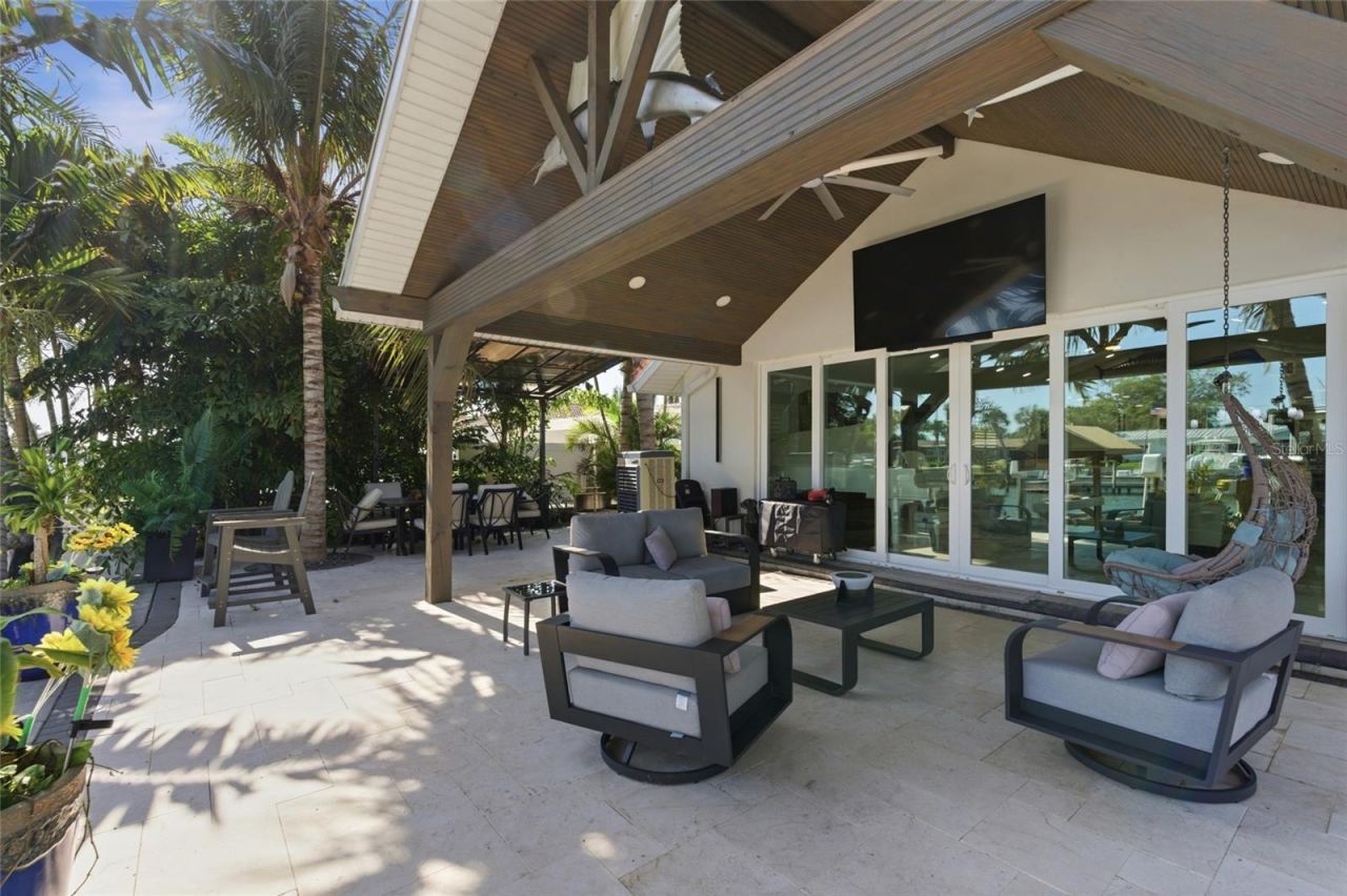 3874 48th Avenue S, Saint Petersburg, FL 33711 Photo