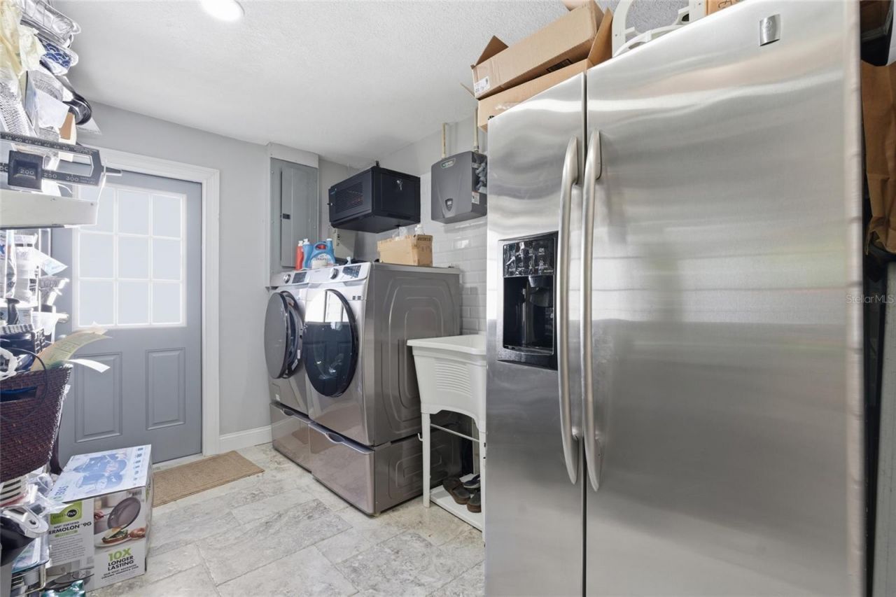 3874 48th Avenue S, Saint Petersburg, FL 33711 Photo