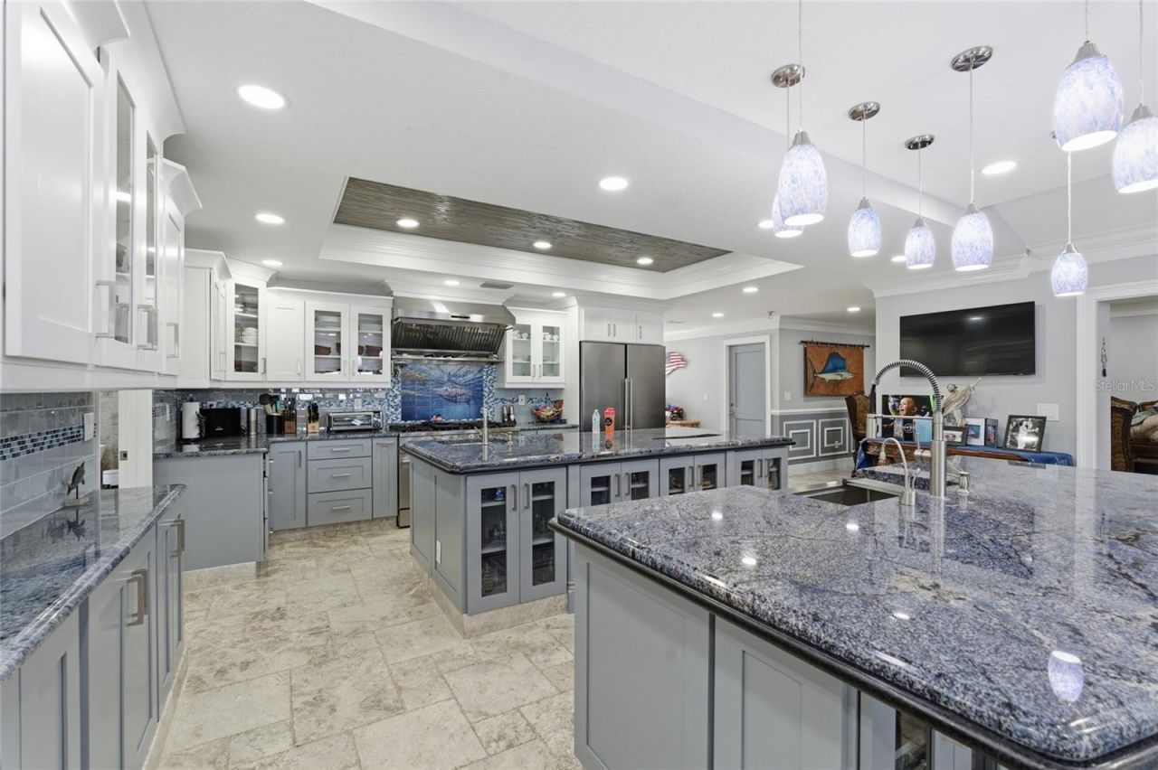 3874 48th Avenue S, Saint Petersburg, FL 33711 Photo