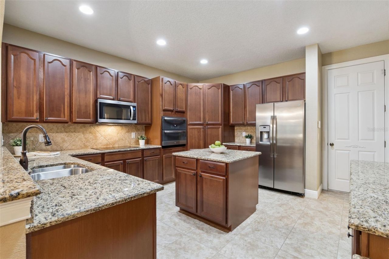 3197 Heirloom Rose Place, Oviedo, FL 32766 Photo