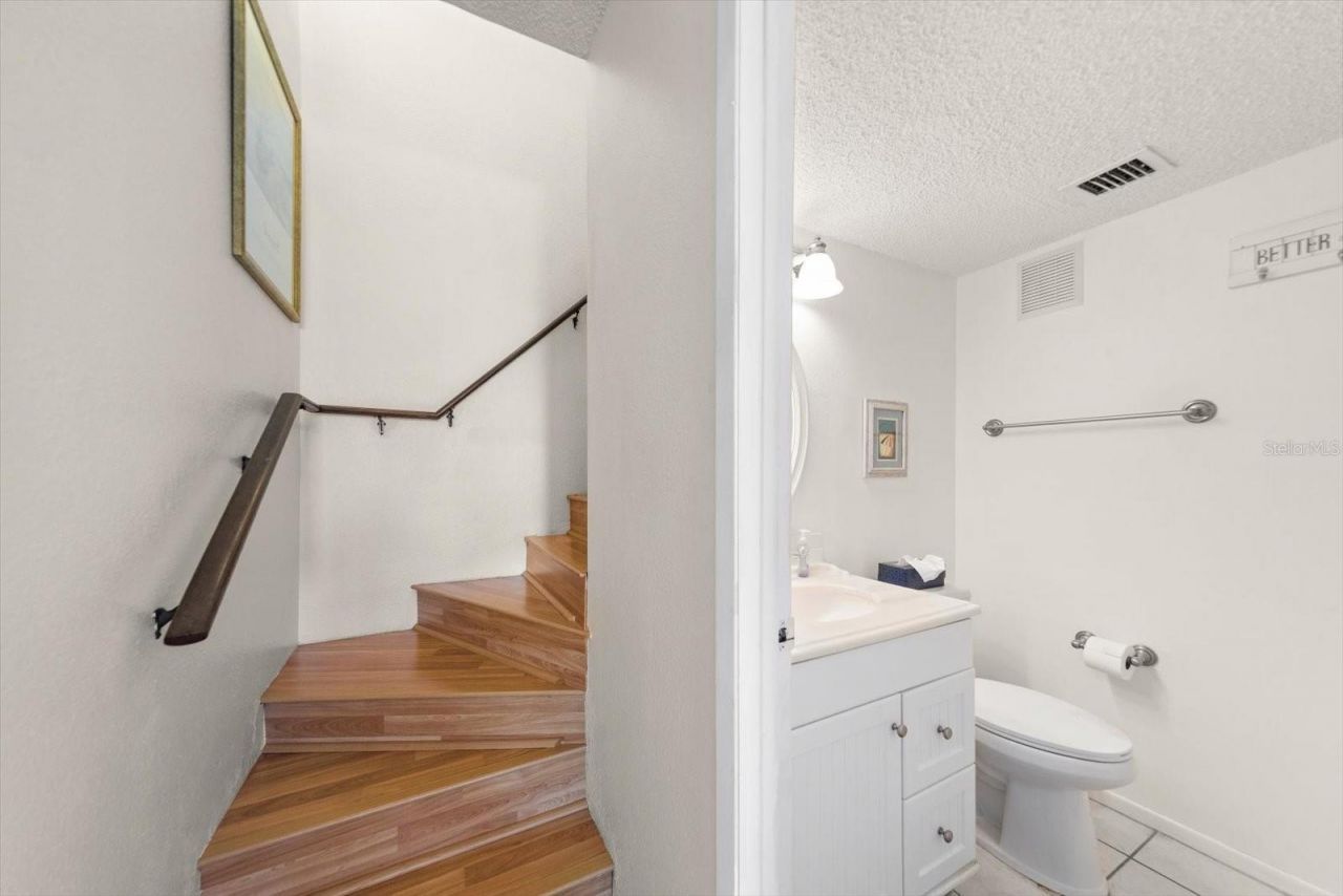 179 Medallion Boulevard , Unit H, Madeira Beach, FL 33708 Photo