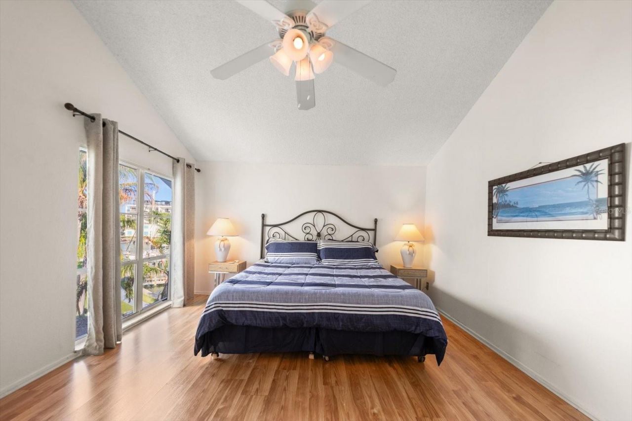 179 Medallion Boulevard , Unit H, Madeira Beach, FL 33708 Photo