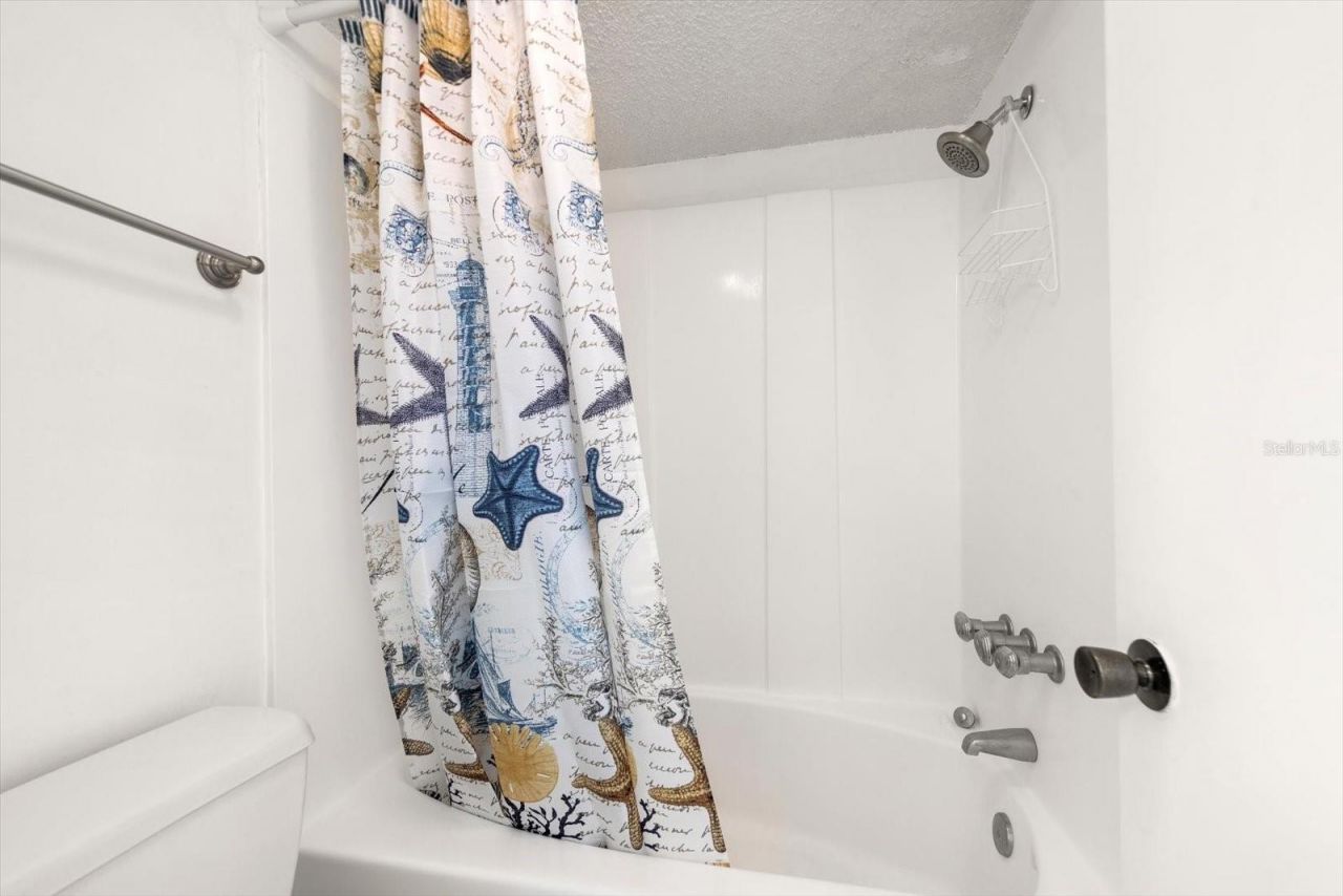 179 Medallion Boulevard , Unit H, Madeira Beach, FL 33708 Photo