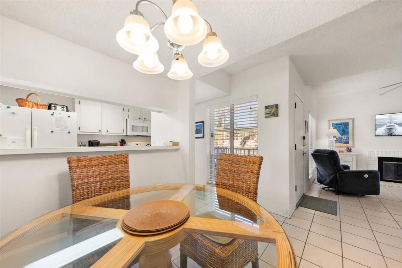 179 Medallion Boulevard , Unit H, Madeira Beach, FL 33708 Photo