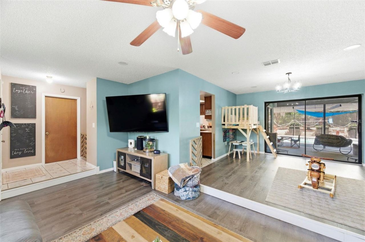 7377 Skylark Drive, Spring Hill, FL 34606 Photo