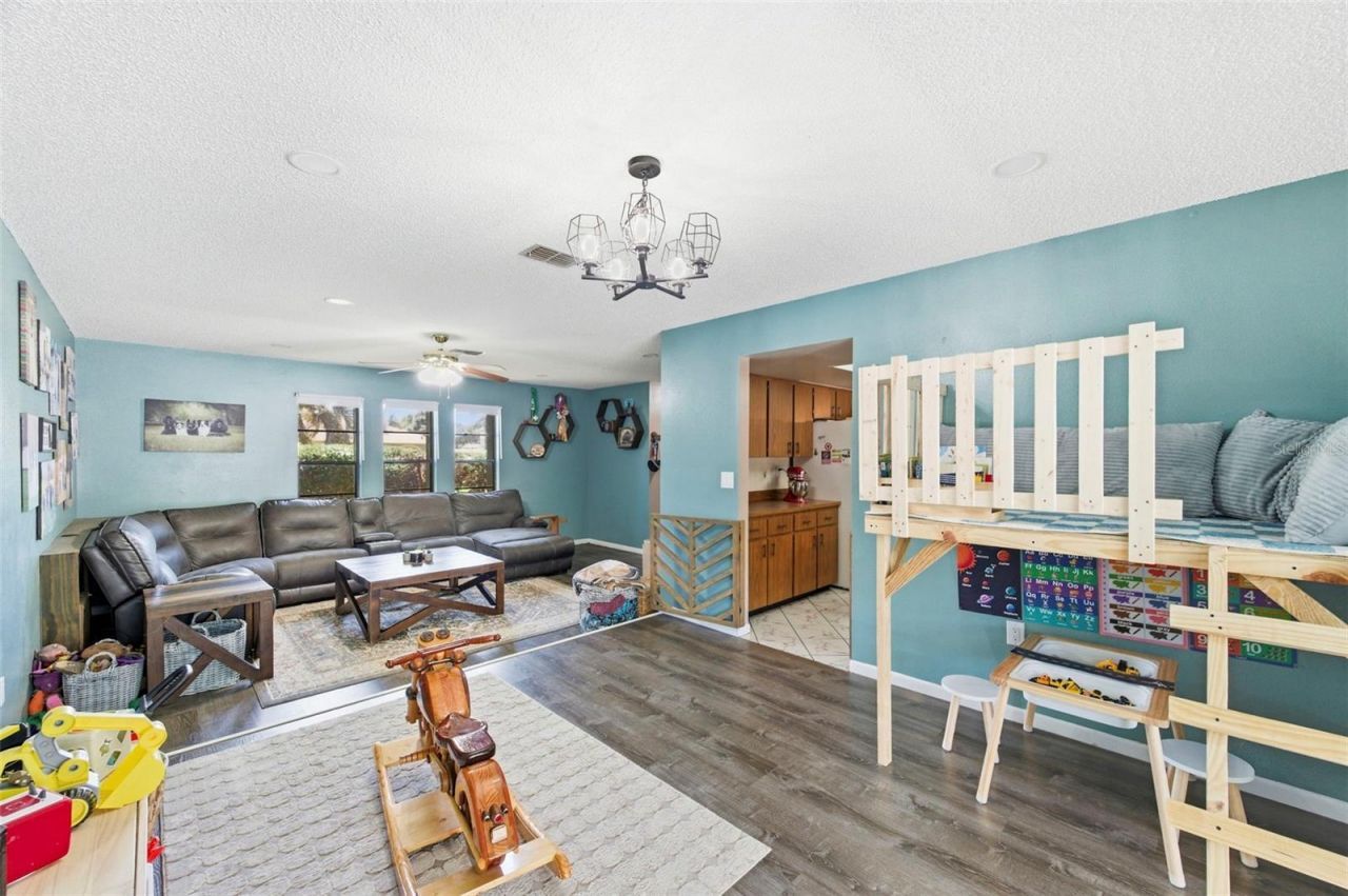 7377 Skylark Drive, Spring Hill, FL 34606 Photo