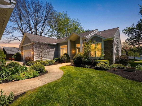 8050 N Brown Road, Columbia City, IN 46725