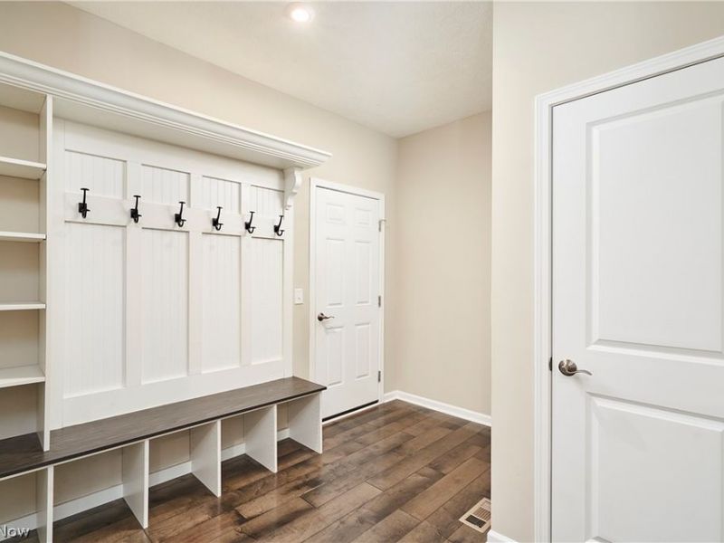 2476 Seton Drive , Avon, OH 44011 Photo 21
