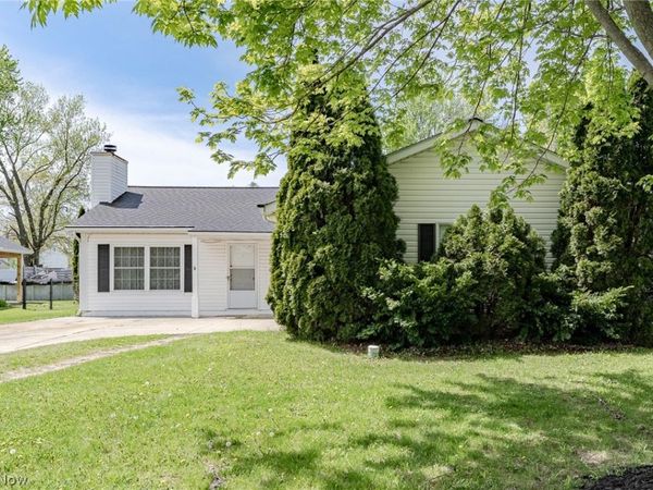199 E Parkway Drive , Madison, OH 44057