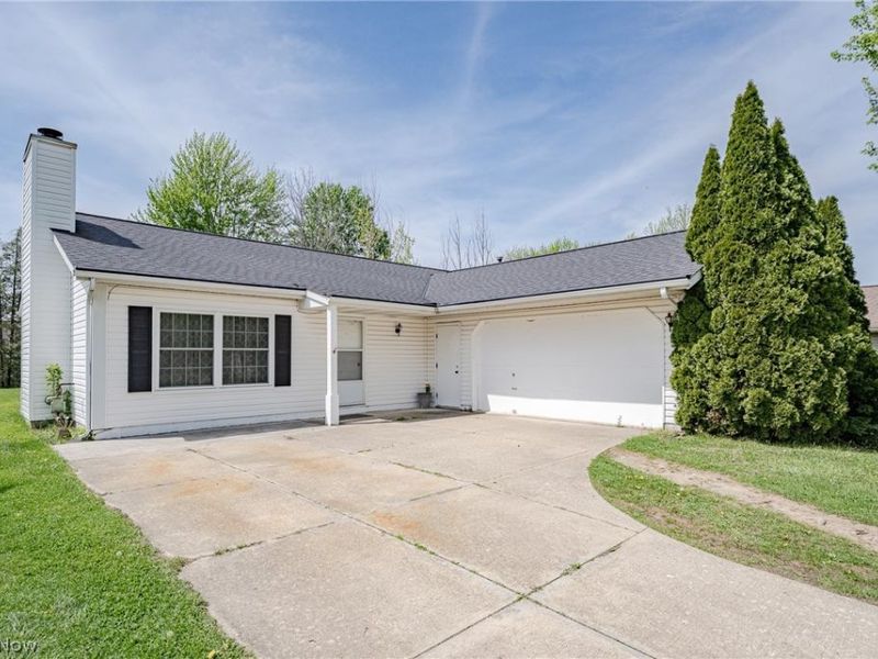 199 E Parkway Drive, Madison, OH 44057 Photo 2