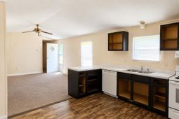 211 Hayden Street photo 4