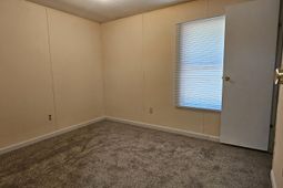 211 Hayden Street photo 4