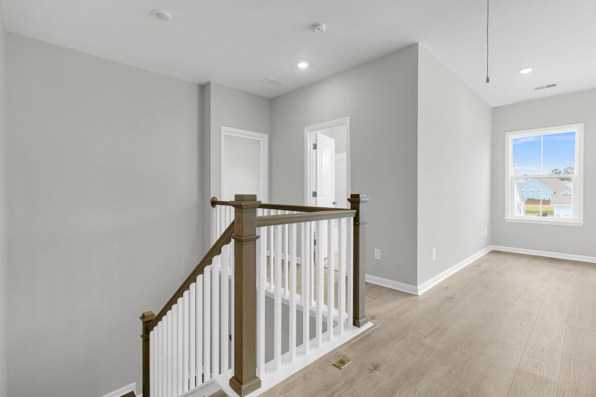 783 Maynard Lane Photo 31