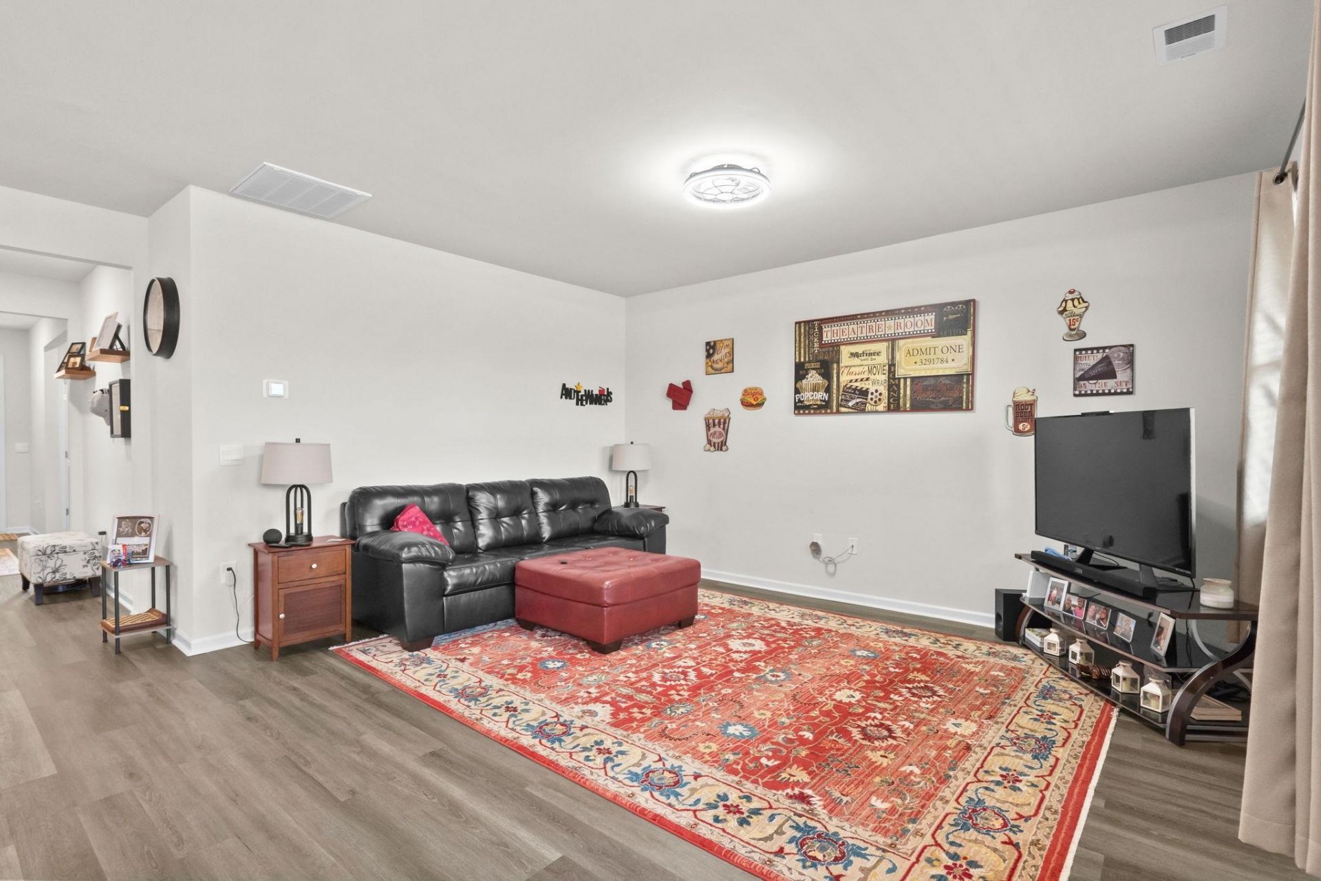 5009 Appleridge Dr.  Photo 9