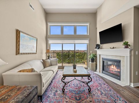 Main Photo