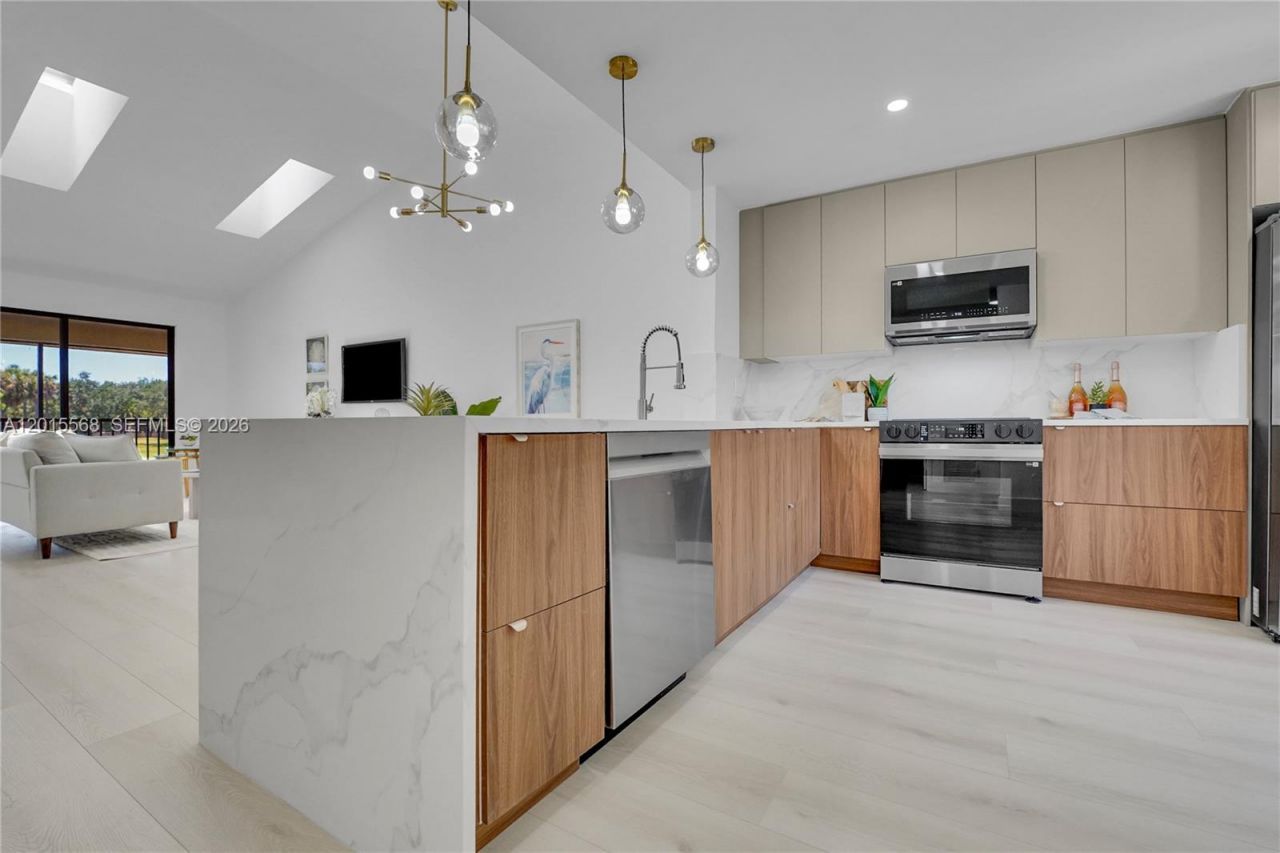 7718 La Mirada Dr, Unit 7718, Boca Raton, FL 33433 Photo