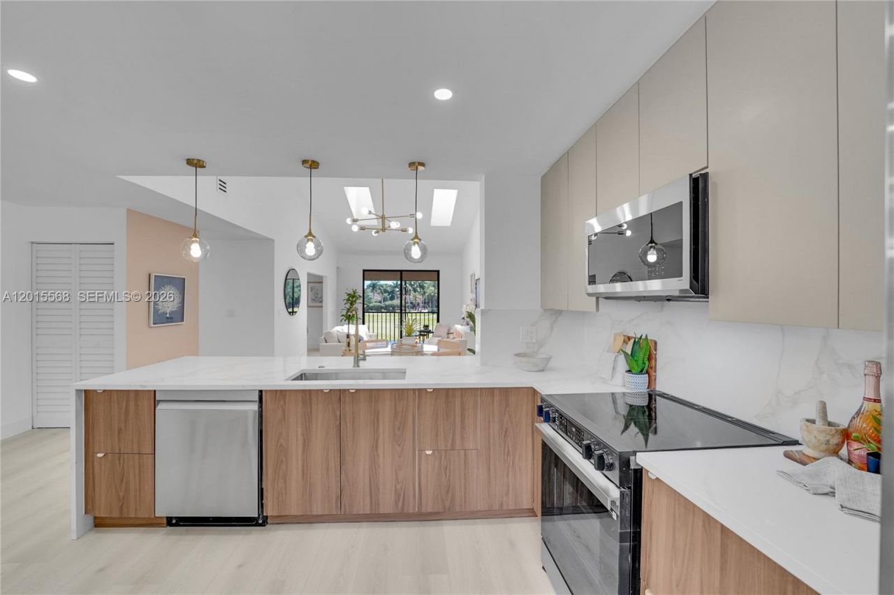 7718 La Mirada Dr, Unit 7718, Boca Raton, FL 33433 Photo
