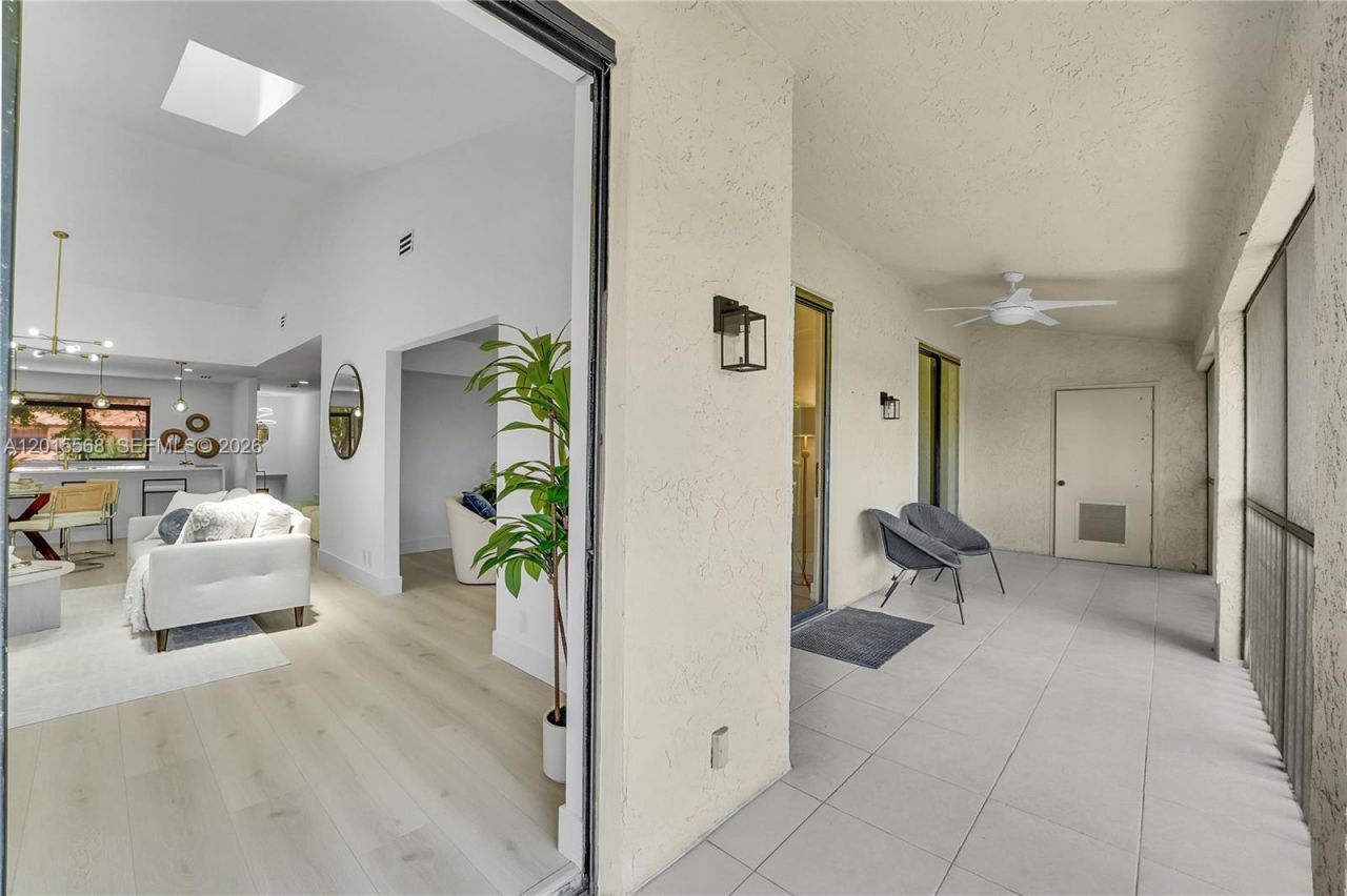 7718 La Mirada Dr, Unit 7718, Boca Raton, FL 33433 Photo