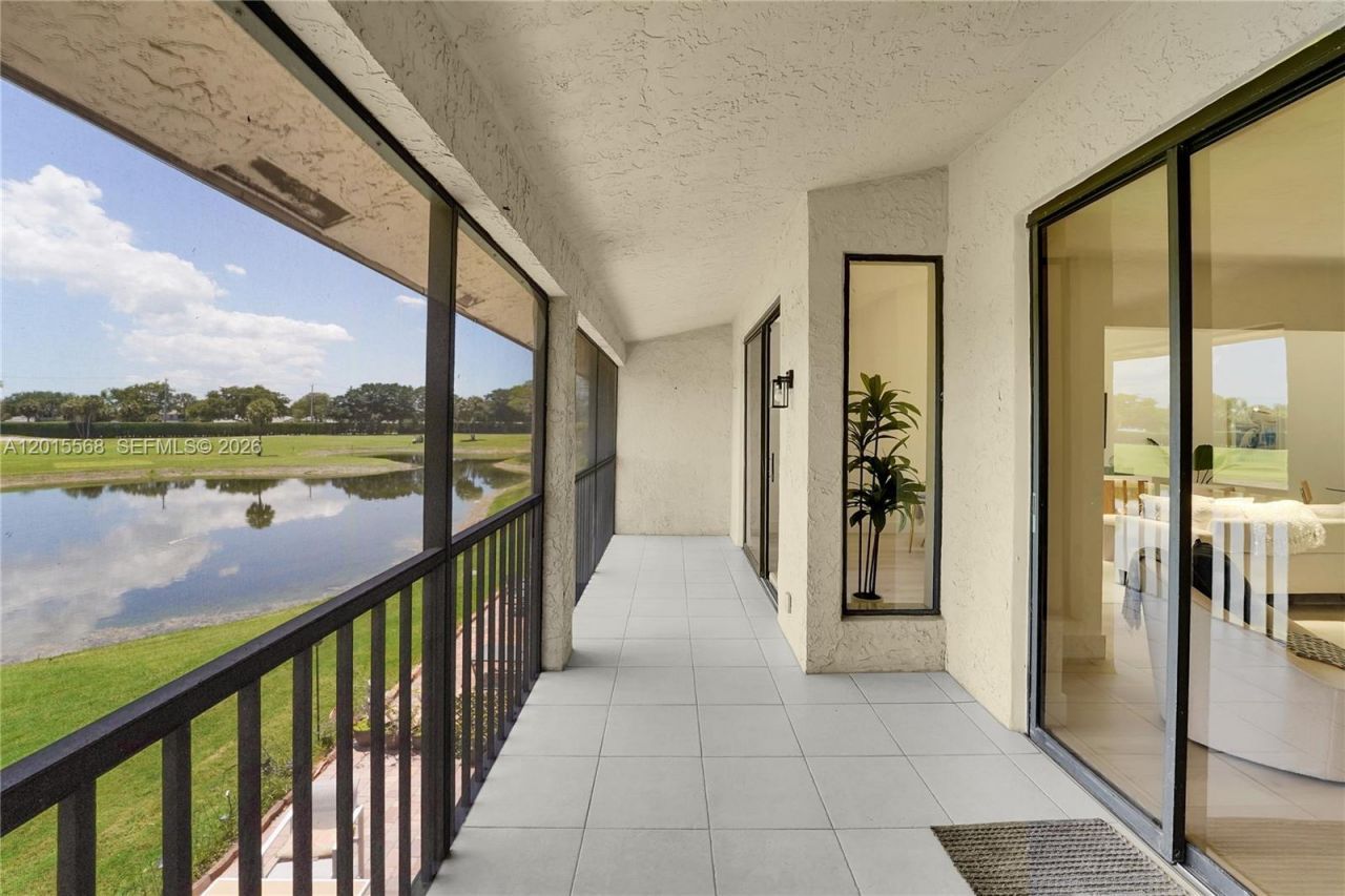 7718 La Mirada Dr, Unit 7718, Boca Raton, FL 33433 Photo