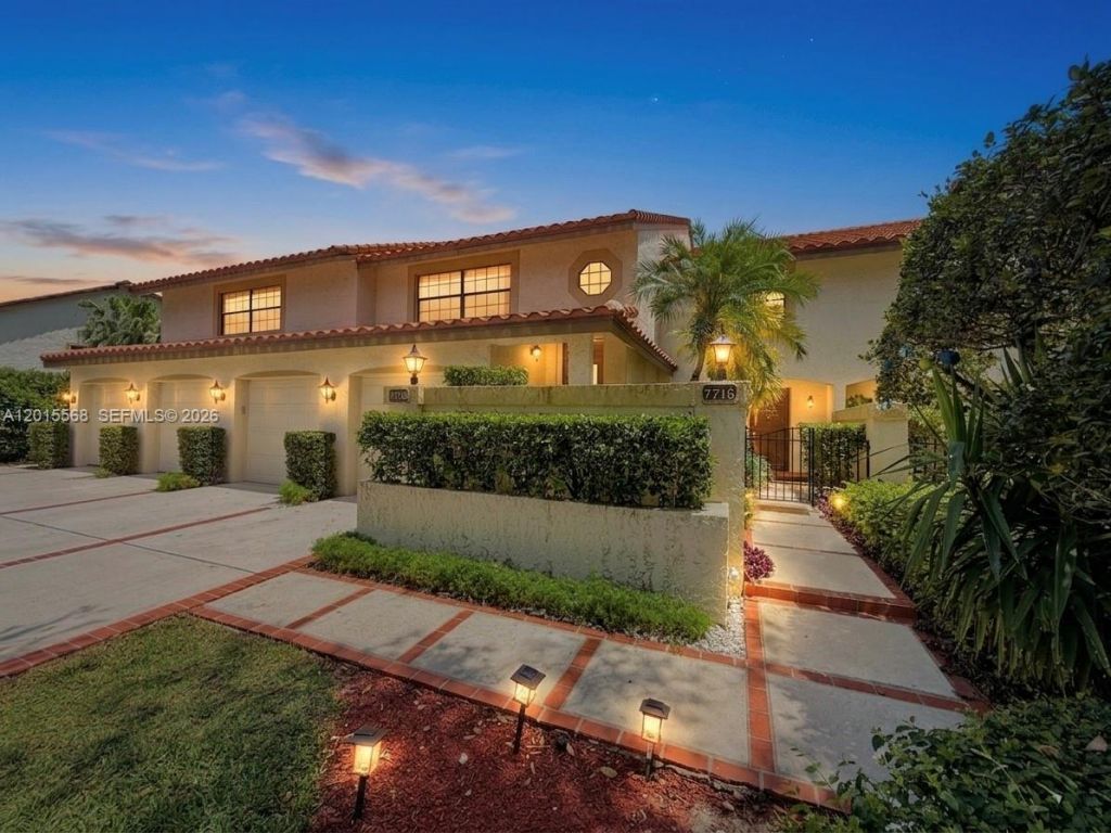 7718 La Mirada Dr, Unit 7718, Boca Raton, FL 33433 Photo