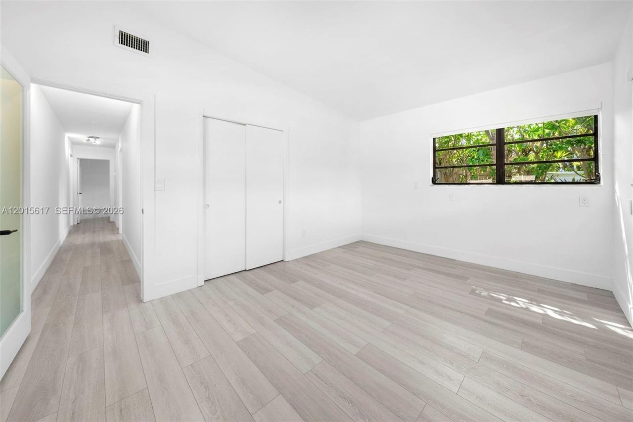 7525 Adventure Ave , North Bay Village, FL 33141 Photo