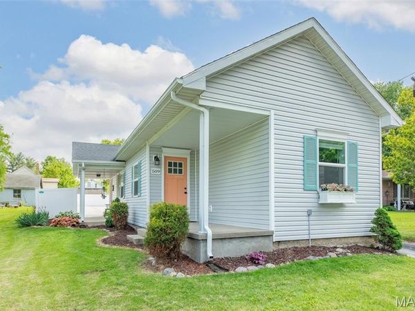 509 Pearl Street , Godfrey, IL 62035