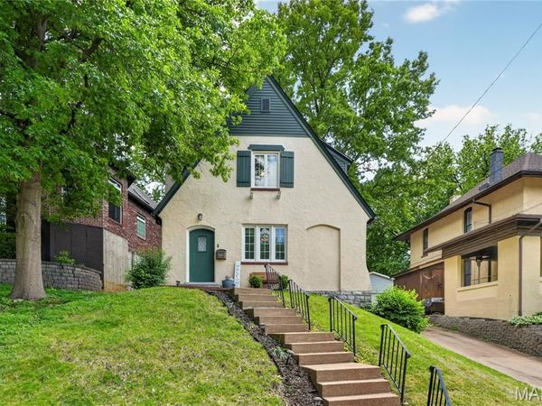 7326 Arlington Drive, Richmond Heights, MO 63117
