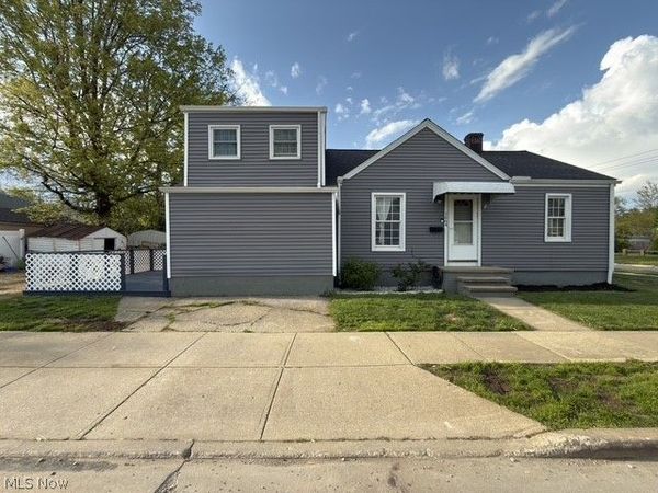 1664 Douglas Road , Wickliffe, OH 44092