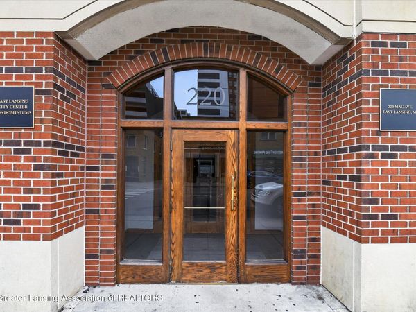 220 Mac Avenue, East Lansing, MI 48823