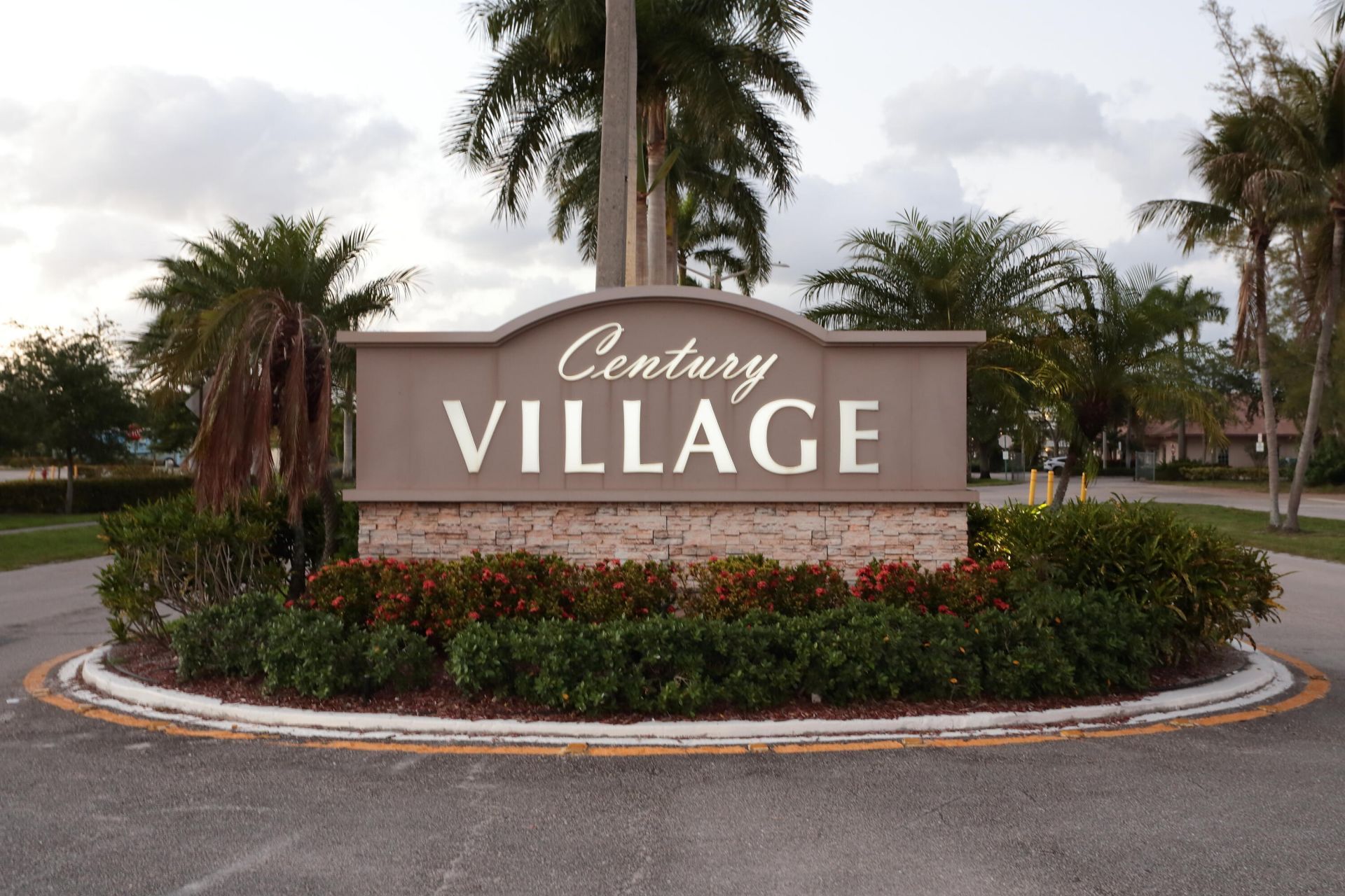 331 Windsor O, West Palm Beach, FL 33417 Photo