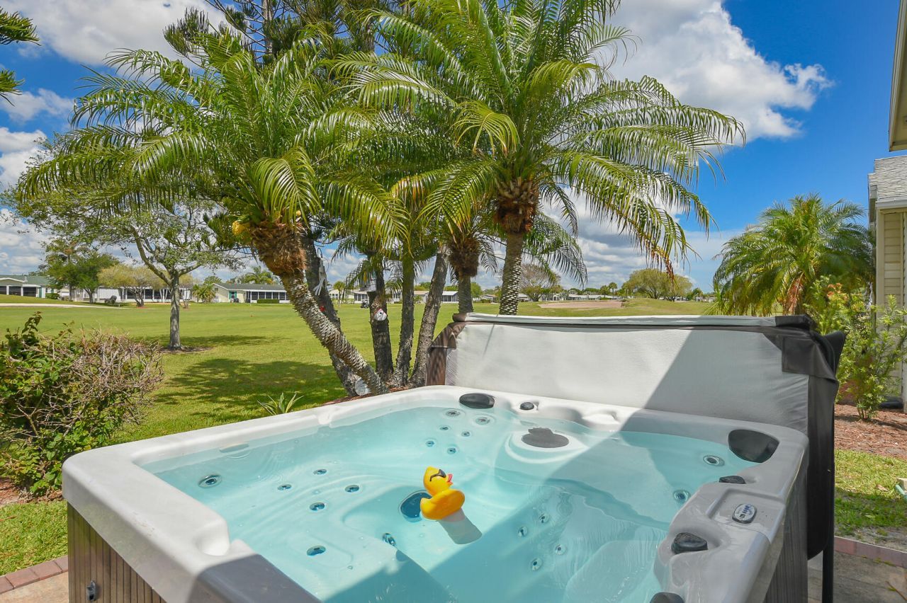 8009 Meadowlark Lane, Port Saint Lucie, FL 34952 Photo