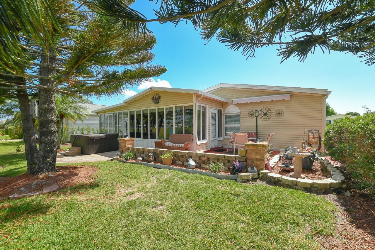 8009 Meadowlark Lane, Port Saint Lucie, FL 34952 Photo