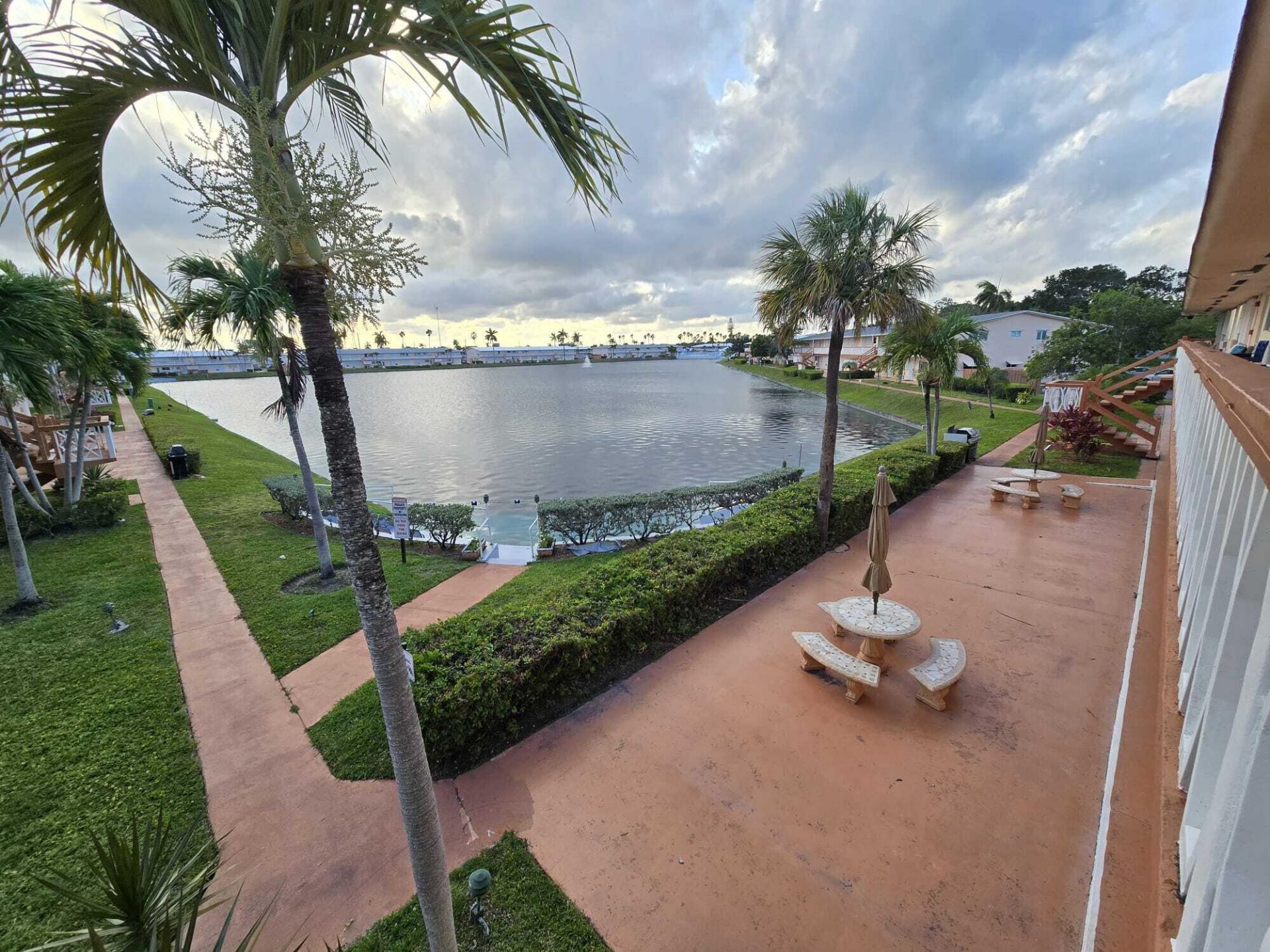 1000 SW 10th Avenue Sw, Unit 19p, Hallandale Beach, FL 33009 Photo