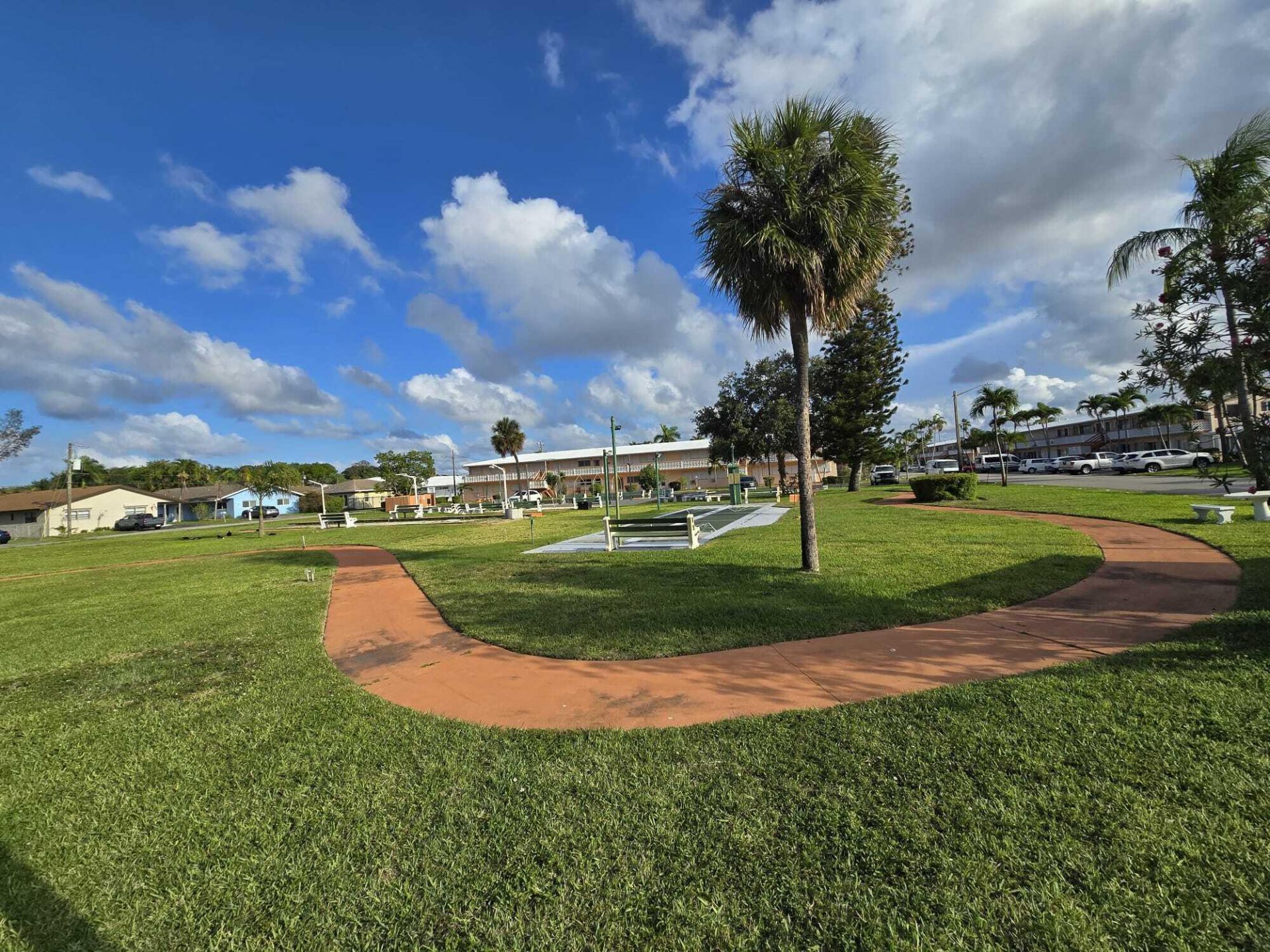 1000 SW 10th Avenue Sw, Unit 19p, Hallandale Beach, FL 33009 Photo