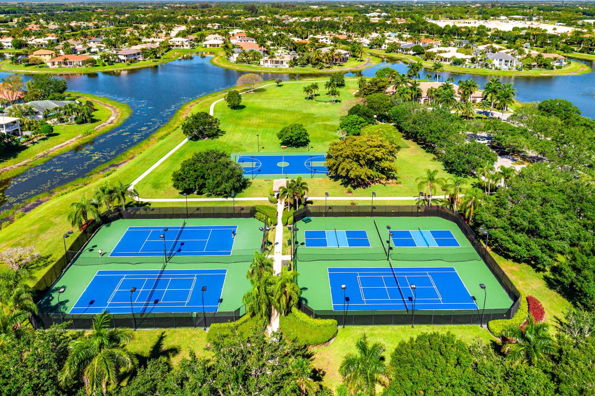 4245 Bluff Harbor Way, Wellington, FL 33449 Photo