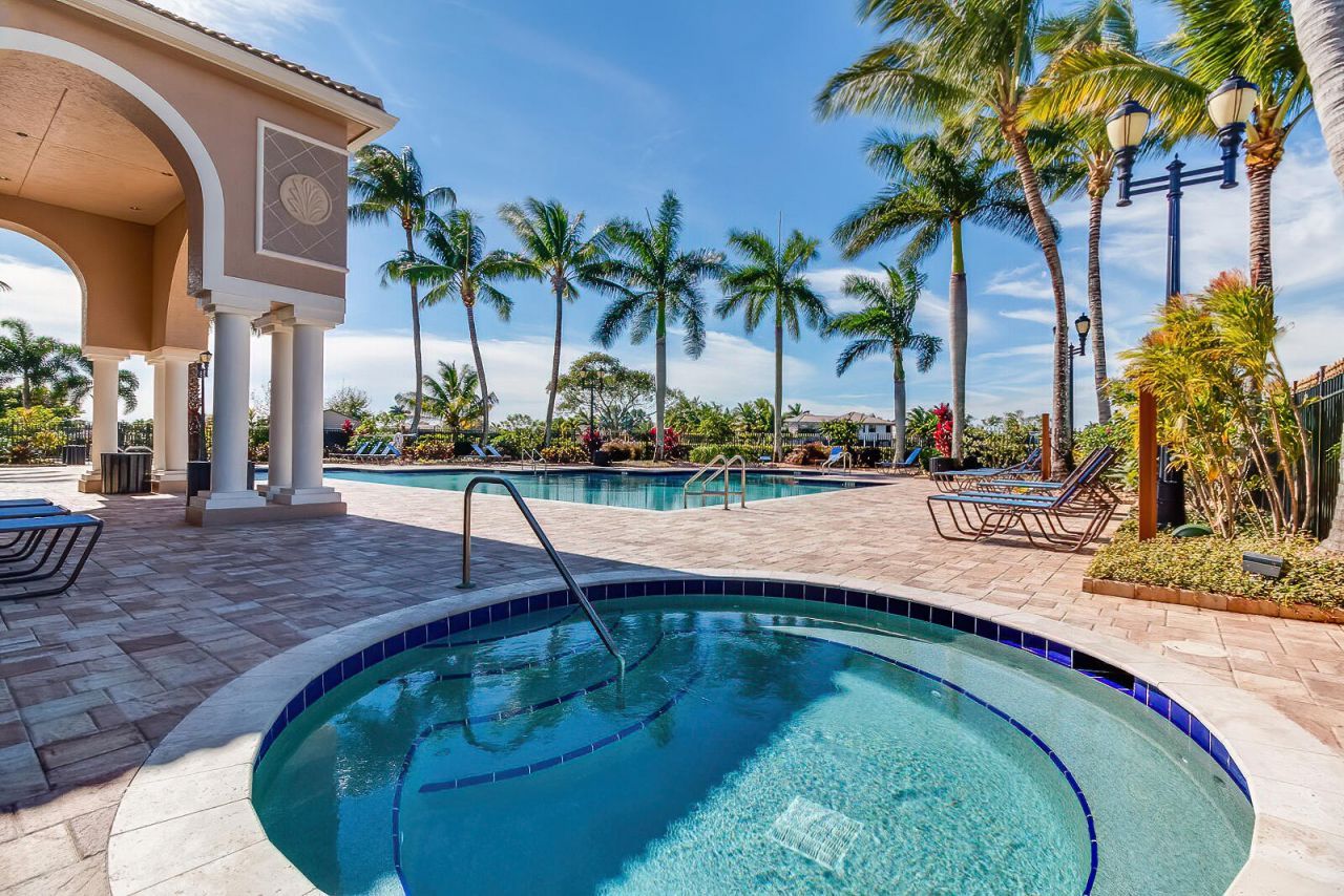 4245 Bluff Harbor Way, Wellington, FL 33449 Photo