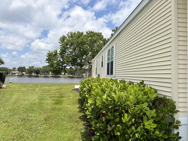 3 San Pablo Lane, Port St. Lucie, FL 34952